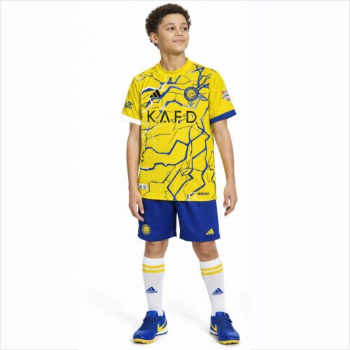 Παιδικό Σετ Ποδοσφαίρου Cristiano Ronaldo. - Image 1